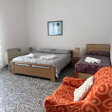 Apartmán Pm 41 Via Ennio Porrino *