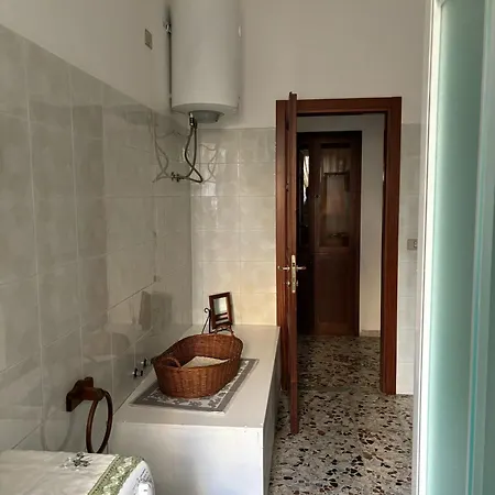 Pm 41 Via Ennio Porrino Apartmán