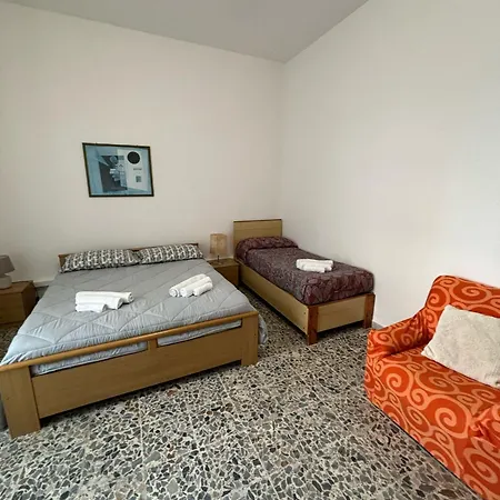 Pm 41 Via Ennio Porrino Apartmán