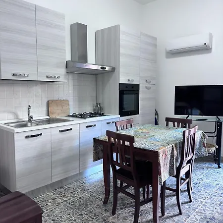Pm 41 Via Ennio Porrino Apartment